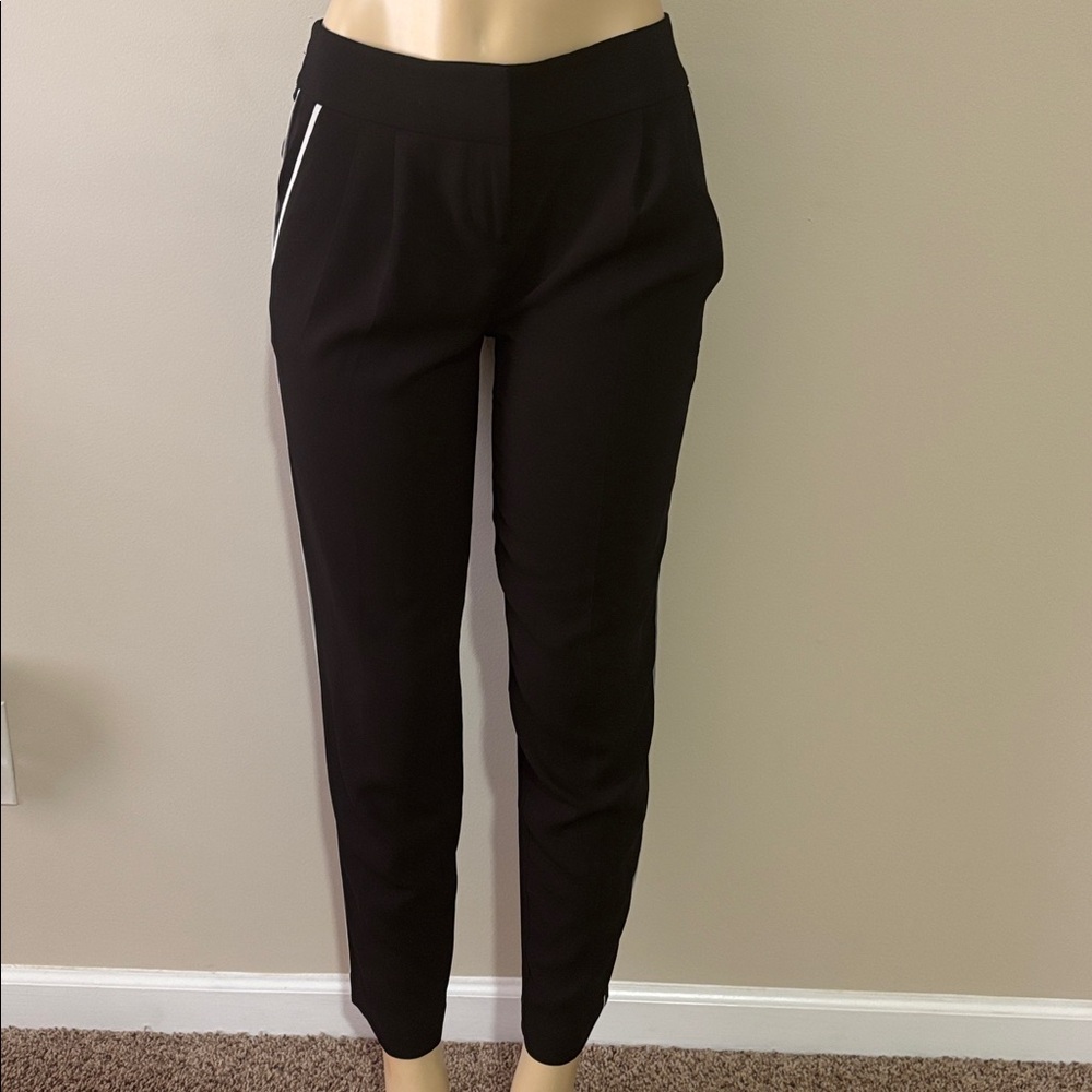 Ann Taylor Pull On Jogger Pleated Front Pockets Ankle Pants Sz 0 - Picture 2 of 9
